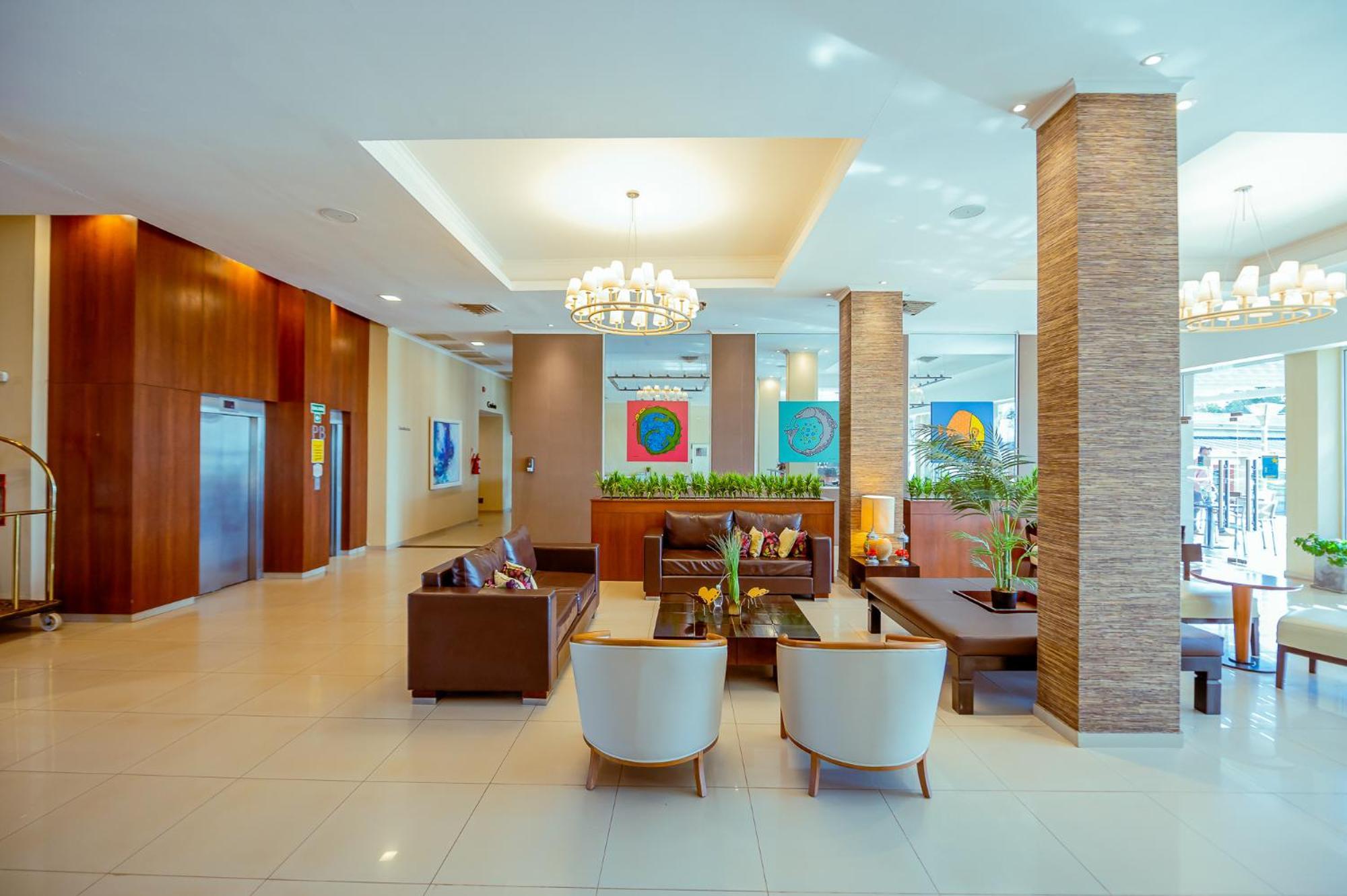 Condado Hotel Casino 파소 데 라 파트리아 외부 사진
